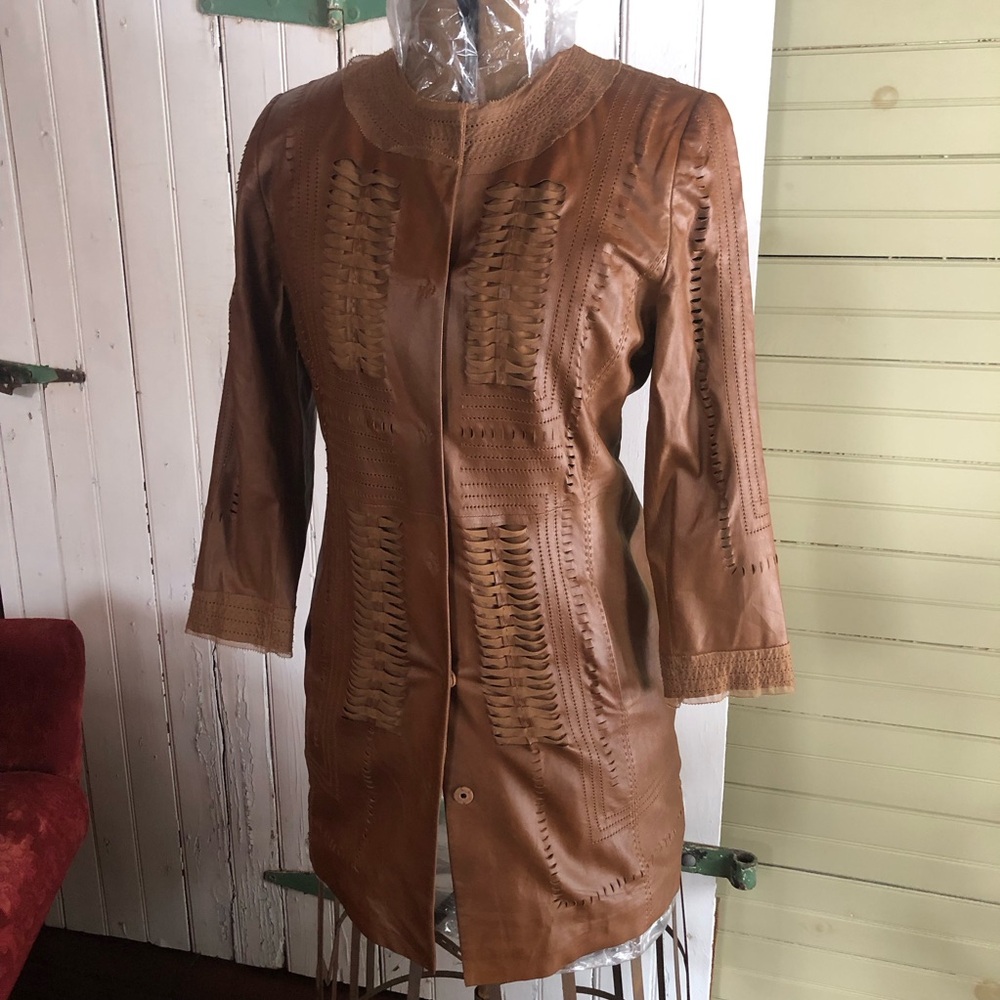 Elie Tahari 100% leather jacket size small